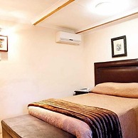 Lalapanzi Hotel and Conference Centre