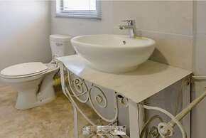 Lalapanzi Hotel and Conference Centre