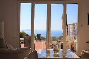 The Infinity 180 Luxury Suites - Adults Only