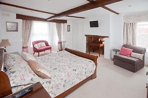 The Old House Guesthouse