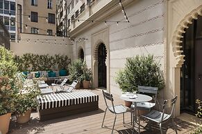 Hotel Praktik Èssens