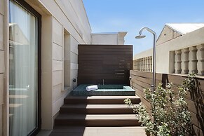 Hotel Praktik Èssens