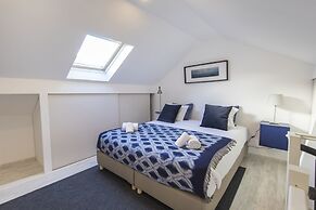 Traditional Duplex in Principe Real