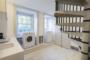 Traditional Duplex in Principe Real