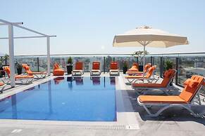 Sky Roof Hotel