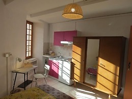 Cafe Restaurant Meuble de Tourisme