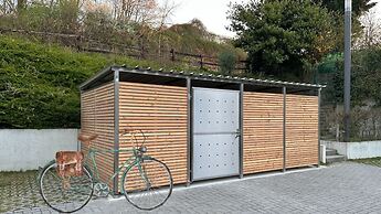 in2 The Boardinghouse