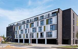 in2 The Boardinghouse