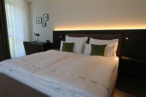 in2 The Boardinghouse