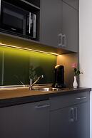 in2 The Boardinghouse