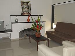 Hotel Yalconia