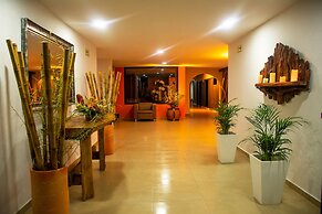 Hotel Yalconia