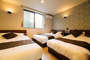 GRAND BASE Hakata Haruyoshi