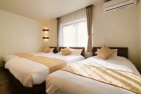 GRAND BASE Hakata Haruyoshi