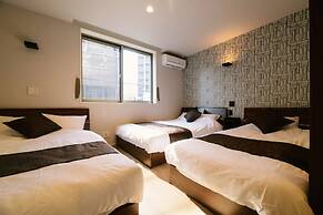 GRAND BASE Hakata Haruyoshi