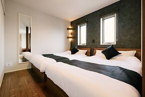 GRAND BASE Hakata Haruyoshi