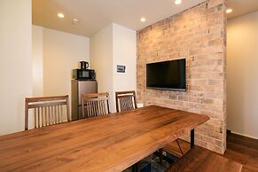 GRAND BASE Hakata Haruyoshi