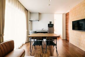 GRAND BASE Hakata Haruyoshi