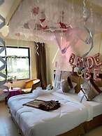 Luwa Evergreen Hotel