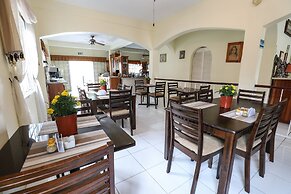 Airport Inn