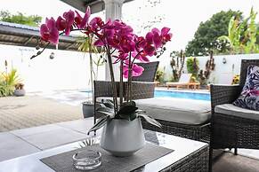 Airport Inn