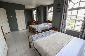 Airport Inn