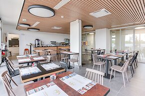 All Suites Massy Palaiseau