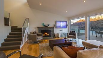 Mountain & Lake Views