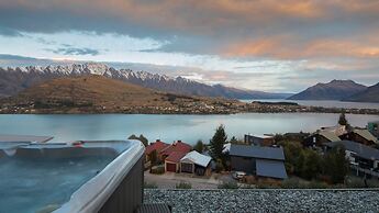 Mountain & Lake Views