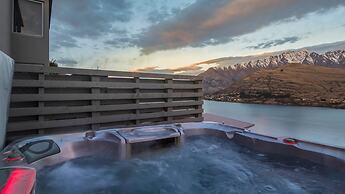 Mountain & Lake Views