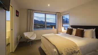 Mountain & Lake Views