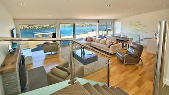 Mountain & Lake Views