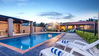 Tora Bay Exclusive Estate