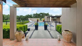 Tora Bay Exclusive Estate