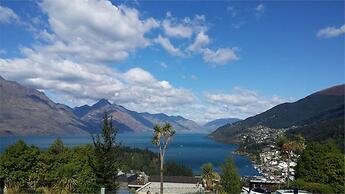 Lake Wakatipu Views