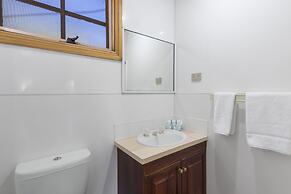 Wairo Beach Holiday Park