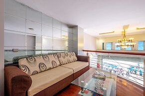 Coop's Hotel & Apartments