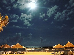 Coop's Hotel & Apartments