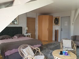 Manoir De Tireveste