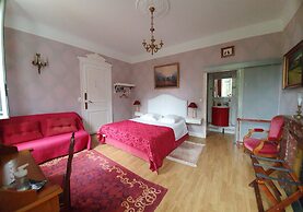 Manoir De Tireveste
