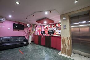 The Salvation Army Red  Shield Guest House - Hostel