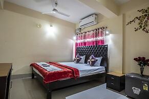 The Salvation Army Red  Shield Guest House - Hostel