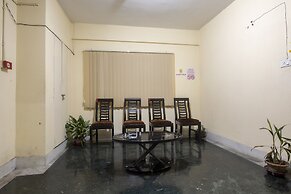 The Salvation Army Red  Shield Guest House - Hostel