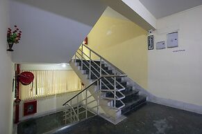 The Salvation Army Red  Shield Guest House - Hostel