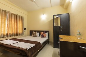 The Salvation Army Red  Shield Guest House - Hostel