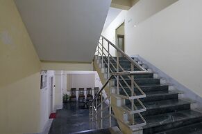 The Salvation Army Red  Shield Guest House - Hostel