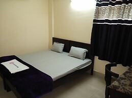 The Salvation Army Red  Shield Guest House - Hostel