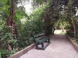 Big Foot Safari Lodge