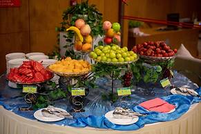 Zhangjiajie Huatian Hotel