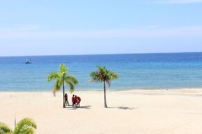 Laiya White Cove Beach Resort